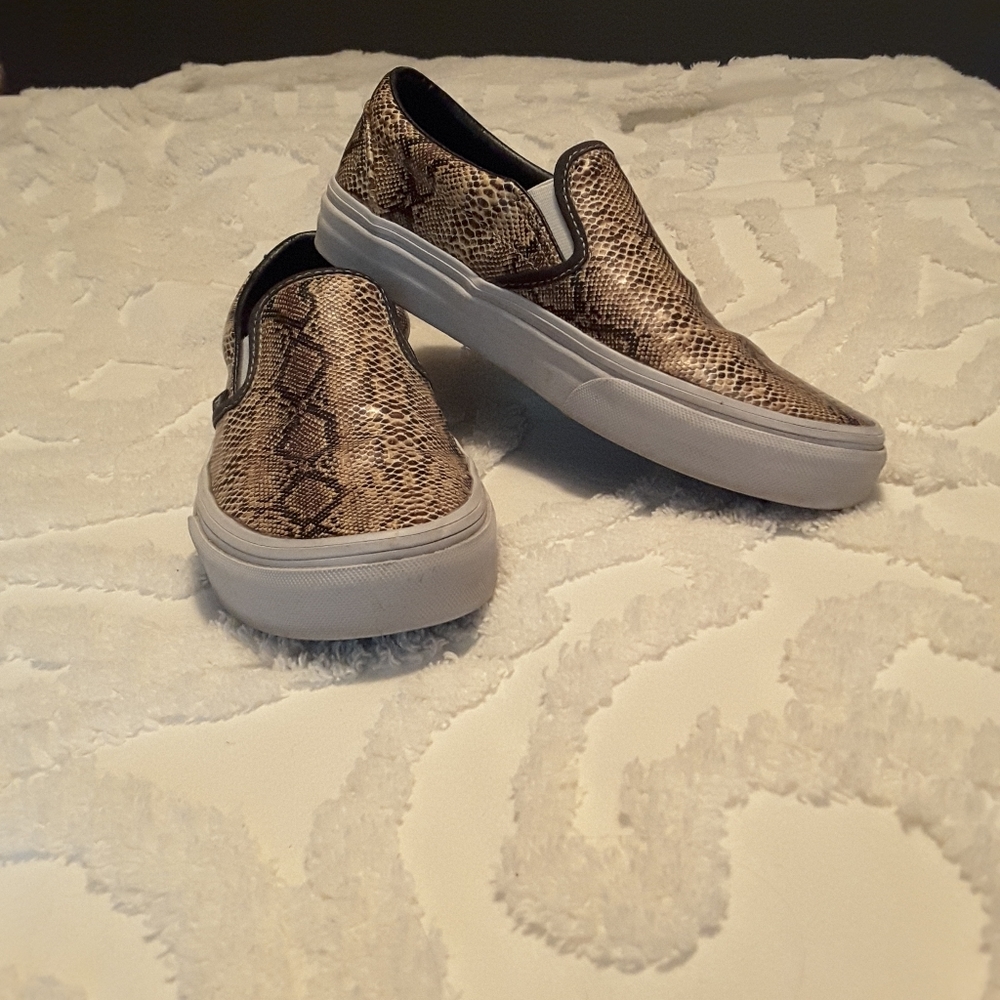 Snakeskin Vans Women size 8.5
